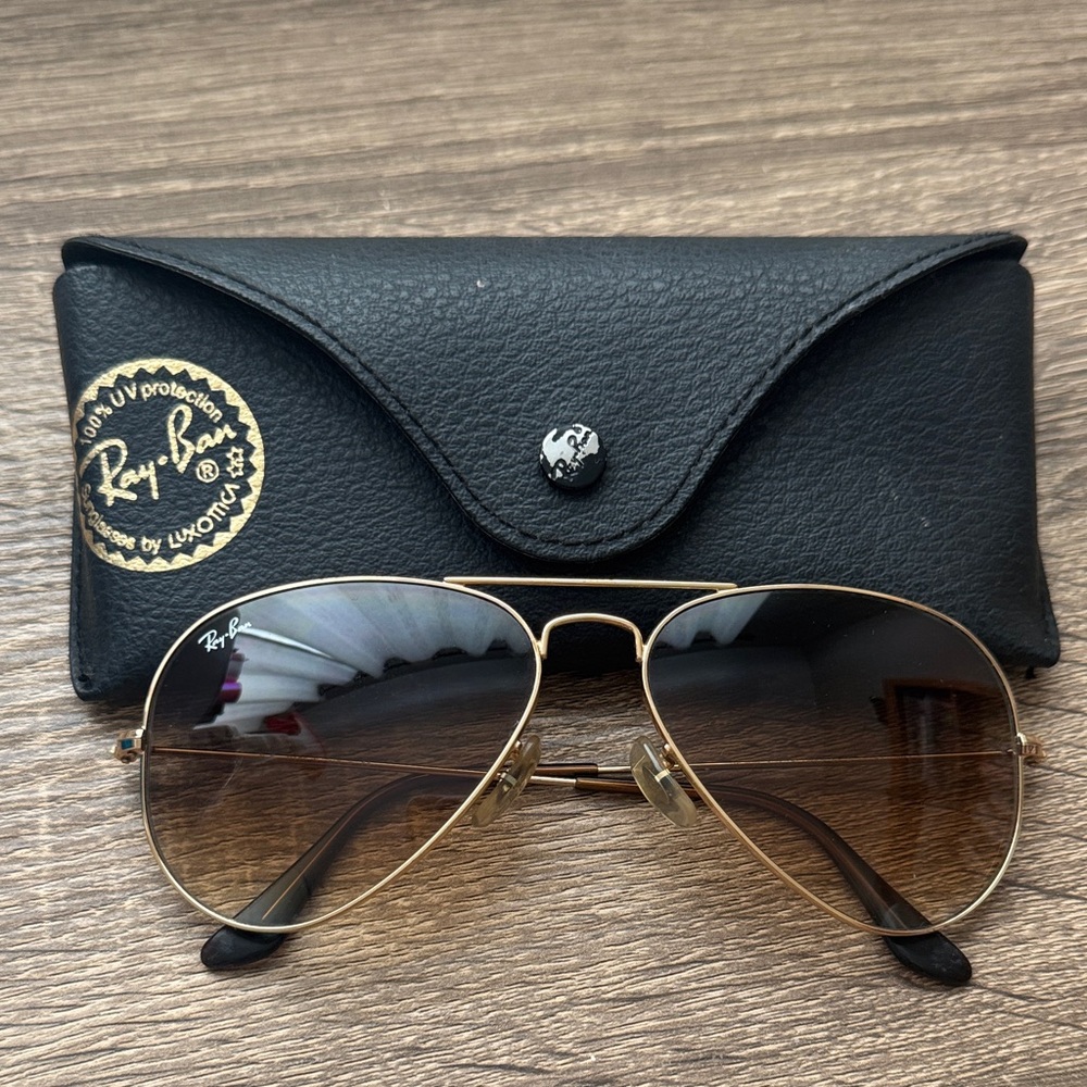 Ray-Ban Aviator Gradient Sunglasses